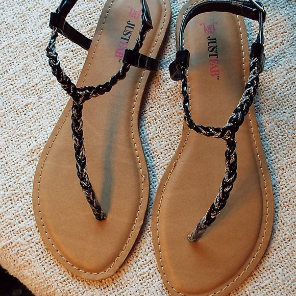 JustFab Shoes - Just Fab Black & Silver T-Strap Sandals Sz 7